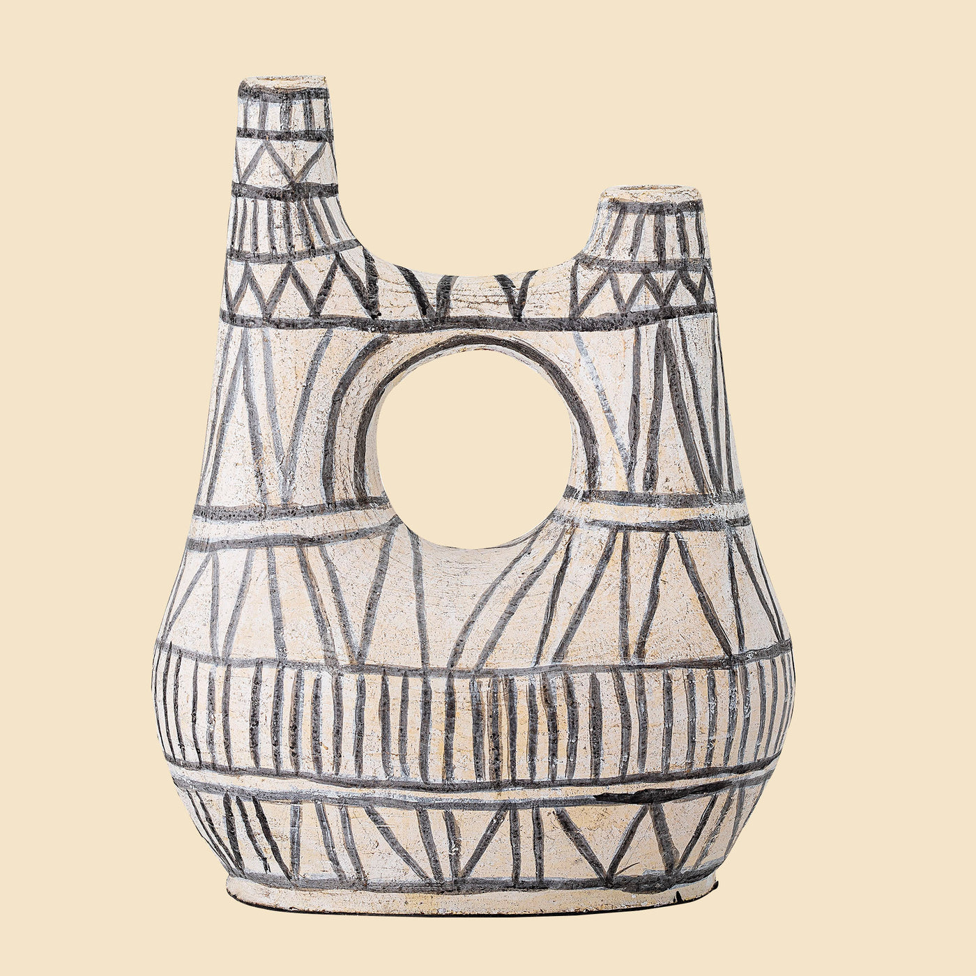 Yael Black and White Terracotta Vase